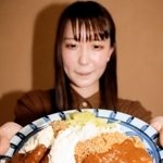 カキ料理店「かき庄」と、かつめし店「うしくんの加古川かつめし亭」が考案した「カキフライ＆かつめし」＝加古川市加古川町篠原町、かき庄