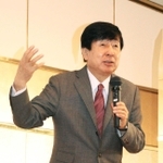 手嶋龍一氏