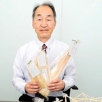 特産大麦の麦わらプロジェクトに期待をかけるＪＡ兵庫南の野村隆幸専務＝加古川市加古川町寺家町