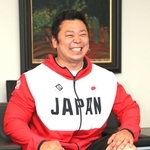 パラ・パワーリフティング日本代表として、アジア・オセアニア選手権に出場する田中翔悟選手＝高砂市役所