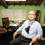 施設についての抱負を語る大西文三さん＝高砂市高砂町北本町、和のＢｕ（美）小サロン大西記念館