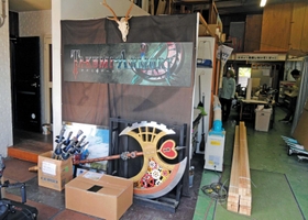 初の本格的展覧会を開く「匠工芸」＝高砂市荒井町日之出町