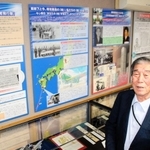 大幅リニューアルされる旧陸軍加古川飛行場を紹介する展示。上谷昭夫さんが多くの資料を提供した＝加古川市尾上町池田