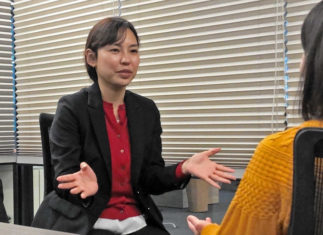 モンゴルの理工系人材紹介を担うハナさん＝神戸市中央区、二川工業製作所三ノ宮オフィス