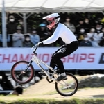 全日本選手権で走る片田さん＝１０月３０日、堺市（片田さん提供）