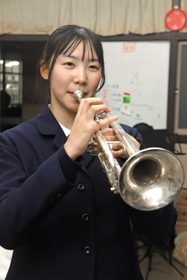 加古川西高吹奏楽部トランペット奏者の稲岡未歩さん