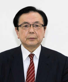 山本敏信氏