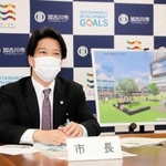 ＪＲ加古川駅前の再整備案について説明する岡田康裕市長＝加古川市役所
