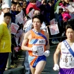 駒沢大時代、兵庫県郡市区対抗駅伝で加古川市の１区を担った神屋伸行さん。区間賞の走りでチームの優勝に貢献した＝１９９９年２月、加西市内