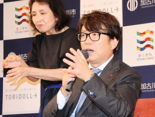 加古川市での創業当初の苦労を語るトリドールホールディングス社長兼ＣＥＯの粟田貴也さん＝加古川市加古川町溝之口