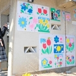 高砂南高校の生徒が企画し、小学生と装飾を試みた、ゆうかり児童公園のトイレ＝高砂市西畑１
