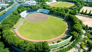 高砂市野球場＝高砂市米田町島（総合運動公園のホームページより）