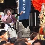 荒井神社での仁輪加太鼓の披露＝２０２３年１０月、高砂市荒井町千鳥２