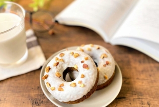 県農生が考案した朝食向けドーナツの試作品（オイシス提供）