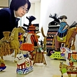 「午」に願い託して、郷土玩具200点展示　加古川・あかりの鹿児資料館