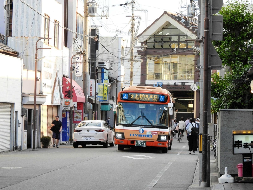 播磨町の課題問う 町長選告示を前に＞JR土山駅北再整備 待機児童の解消