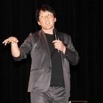 「『見えない学力』が『見える学力』を支える！」と題して話す中山芳一さん＝高砂市文化会館