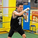 「日本王座に向けてとにかく勝ち続けるだけ」と語る湊義生選手＝加古川市別府町