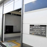 １２日の始発から供用が始まるＪＲ曽根駅の仮駅舎＝高砂市阿弥陀１