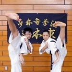 日本一に輝いた松本宗士さん（左）と５位に入った若林咲希さん＝稲美町加古、稲美北中