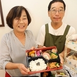 「心をこめて作っている」という手作りのお弁当＝加古川市加古川町粟津