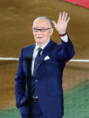 長嶋茂雄さん死去、89歳|全国海外|神戸新聞NEXT