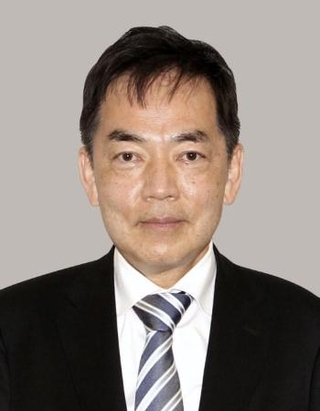 　浅尾慶一郎環境相