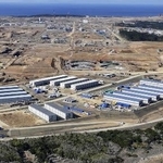 　自衛隊基地の建設が進められている鹿児島県西之表市の馬毛島＝１月（ドローンから）