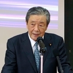 　鹿児島県霧島市で講演する自民党の森山幹事長＝３１日午前