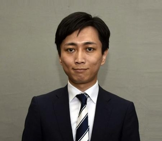 　清山知憲氏