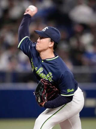 　中日戦に先発したヤクルト・吉村＝バンテリンドーム