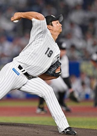 　西武戦に先発したロッテ・唐川＝ＺＯＺＯマリン