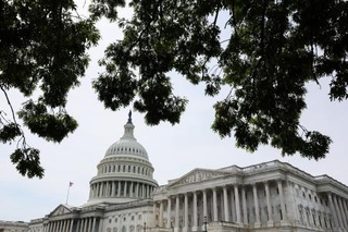 　米連邦議会議事堂＝２３日、米首都ワシントン（ゲッティ＝共同）