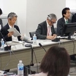 　医療データの活用について議論する内閣府の検討会＝３日午前、東京都千代田区