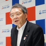 　記者会見する日本商工会議所の小林健会頭＝４日午後、東京都千代田区