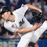 　５回１失点で３年ぶりの勝利を挙げたロッテ・河村＝ＺＯＺＯマリン