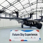 　日本航空と住友商事が出資する「Ｓｏｒａｃｌｅ」が商用運航を目指す機体の実物大模型＝７月、大阪市此花区の夢洲