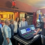 　日本政府からウクライナ国立歌劇場に供与された照明制御装置＝１１日、キーウ（在ウクライナ日本大使館提供、共同）