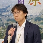 　記者会見する文化庁文化遺産国際協力室の則本浩佑室長＝１３日午後、奈良県橿原市