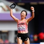 　女子マラソン　７位でゴールする小林香菜＝国立競技場