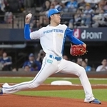 　西武戦に先発し、７回３失点で４勝目を挙げた日本ハム・福島＝エスコンフィールド
