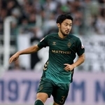 　サッカーのドイツ１部リーグで、アウェーのボルシアＭＧ戦にフル出場したブレーメンの菅原由勢＝１４日、メンヘングラッドバッハ（ゲッティ＝共同）