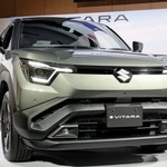 　スズキのＥＶ「ｅビターラ」＝１６日午前、東京都港区
