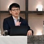 　記者会見する「ゆうばり国際ファンタスティック思い出映画祭」運営委の田村謙治マネージング・ディレクター＝１６日午後、札幌市