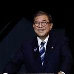 　新興企業の支援イベントに出席した石破首相＝１７日午後、大阪市此花区の夢洲