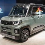 　三菱自動車の新型の軽自動車「デリカミニ」＝１８日午後、東京都港区