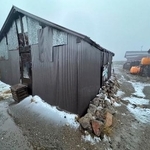 　初雪が確認された北海道・大雪山系黒岳の山頂付近＝２１日午前（黒岳石室管理人提供）