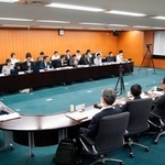 　除染土の最終処分に向け、技術的課題を議論する有識者会議の初会合＝２２日午後、東京都千代田区