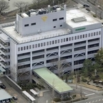 　大阪府泉佐野市役所＝２０２４年２月（共同通信社ヘリから）