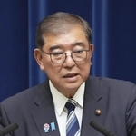 　記者会見で退陣の意向を表明した石破首相＝７日、首相官邸
